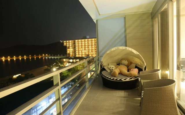 XI Yue Hai Bin Holiday Hotel