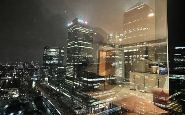 Stunning View 2 Bed Apartment - Canary Wharf City