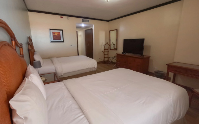 Radisson Colon 2,000 Hotel & Casino