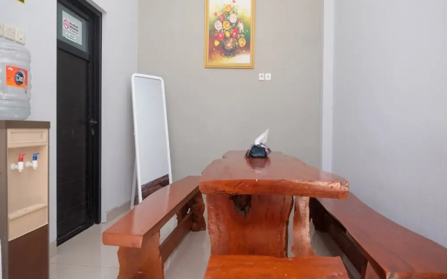 DR Living Syariah Solo RedPartner