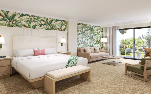 Tommy Bahama Miramonte Resort & Spa