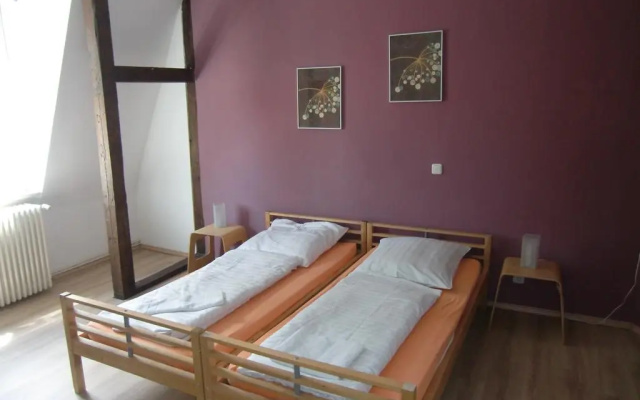 Blue Doors Hostel Altstadt