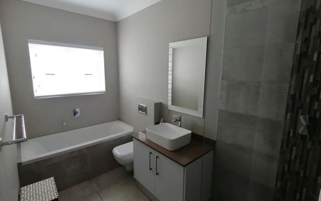 8 Prestwick St Francis Links