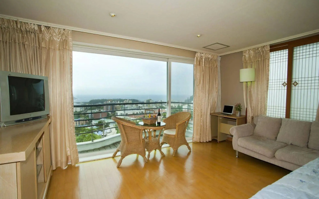 Good Inn Hotel