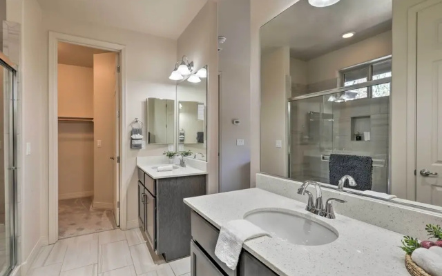 Centrally Located Flagstaff Vacation Home w/ Patio