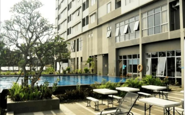 Collection O 1453 The Edge Apartment Cimahi By Kamarku