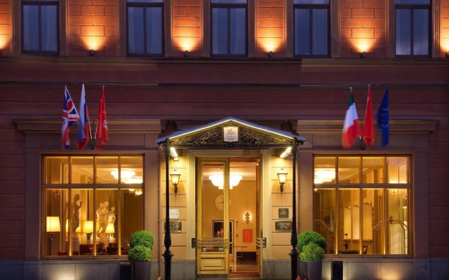 Angleterre Hotel in Saint Petersburg, Russia from 147$, photos, reviews - zenhotels.com hotel front