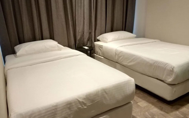 Expressionz Professional Suites by iHost Homes 2
