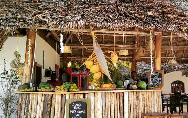 Jambiani White Sands Beach Bungalows