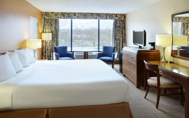 Greenwood Inn & Suites