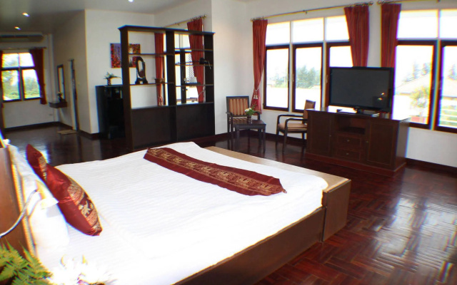 Ao Thai Resort