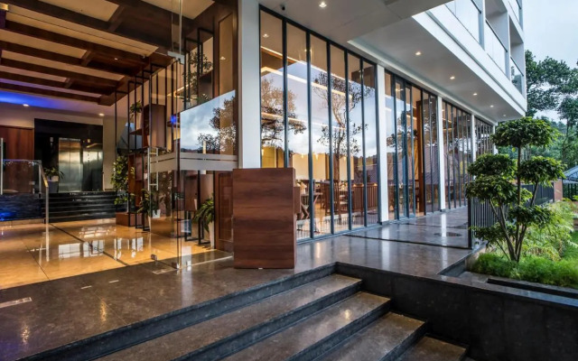 Wild Avenue Resort & Spa