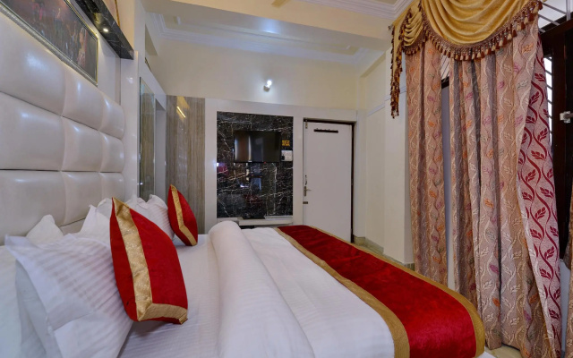 Hotel Ganpati Plaza