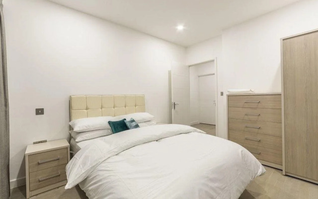 Canning Town Apartment - Hostel