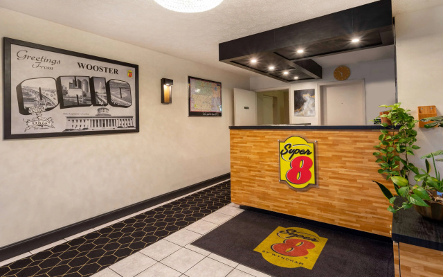 Super 8 by Wyndham Wooster