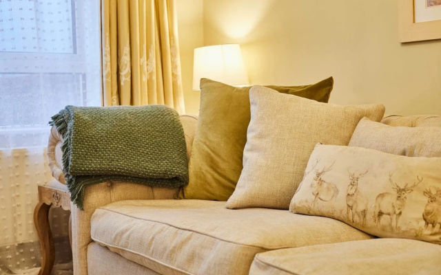 Host and Stay 36 Hardy Meadows