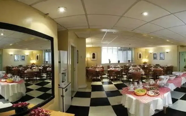 Mercer Court Hotel