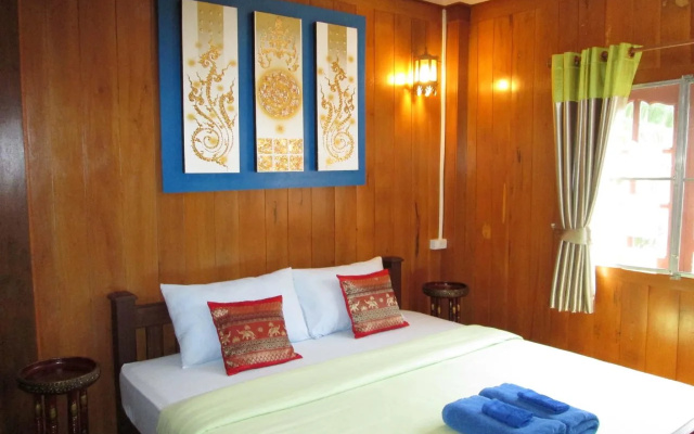 Happiness Resort