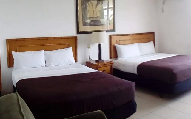 Dorada Inn