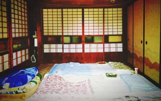 Old Folk Farm Hostel GAMP HOUSE