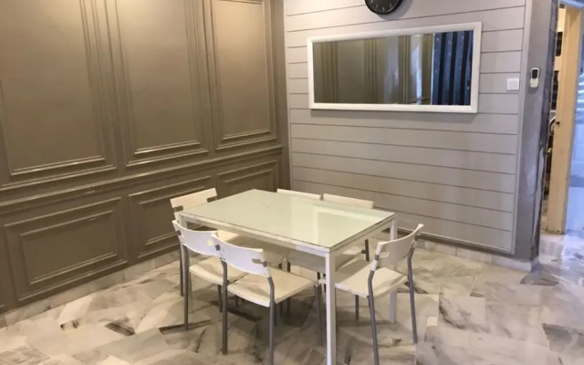 OYO Home 90360 Homestay Bandar Putra 3