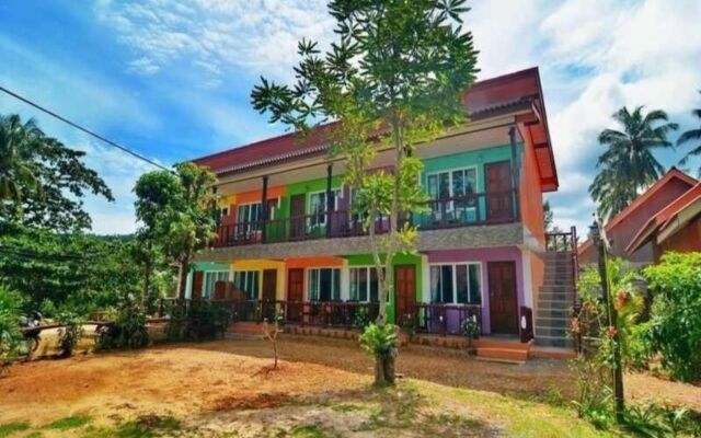 Гостевой Дом Lanta Emerald Ланта вид на фасад