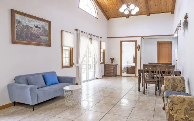 Anmyeondo Tamarind Pension