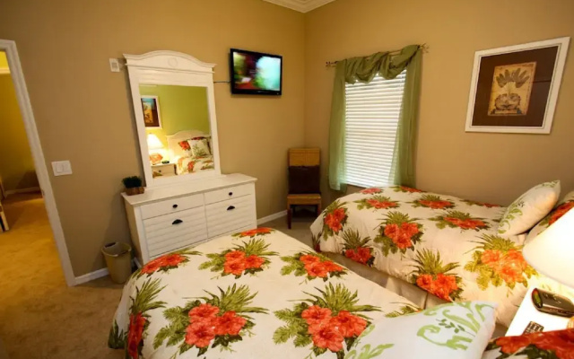 709 Bahama Bay
