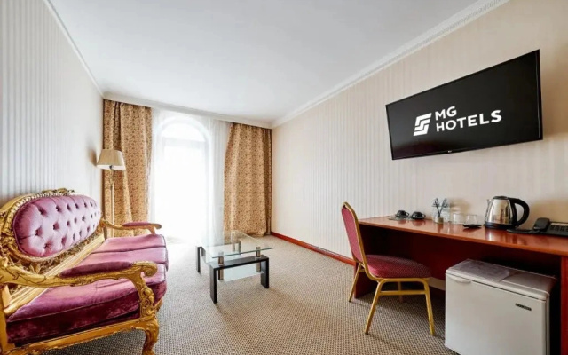 Kartmazovo House Hotel