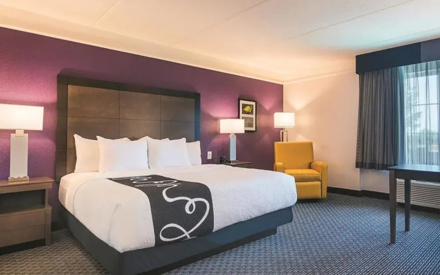 La Quinta Inn & Suites by Wyndham Atlanta Conyers