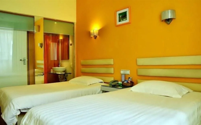 Lucheng Hotel