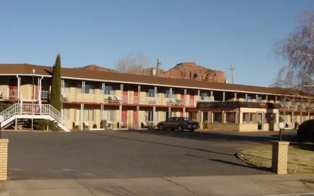 Four Seasons Inn