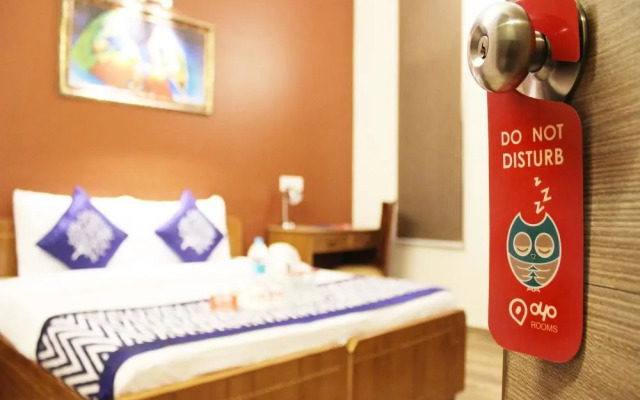 OYO 448 Hotel Pals Inn