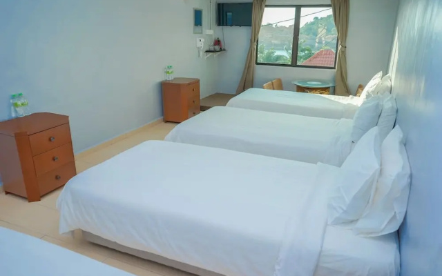 Labis Sunrise Farm Stay