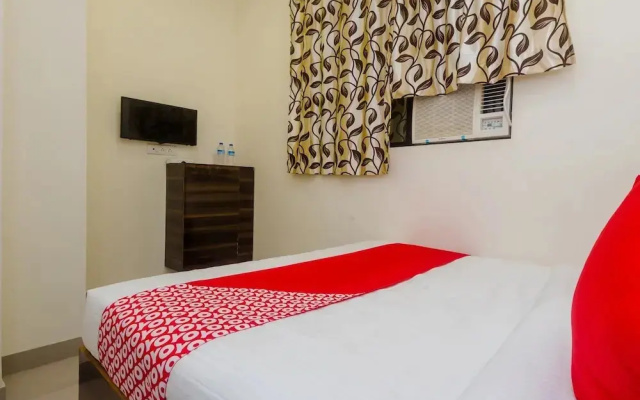 Everest Inn by OYO Rooms