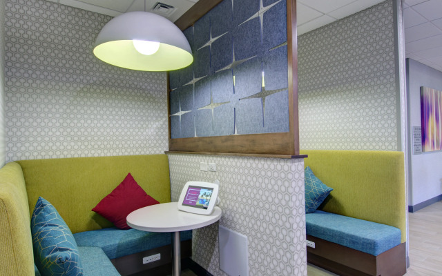 Hampton Inn & Suites Portland West