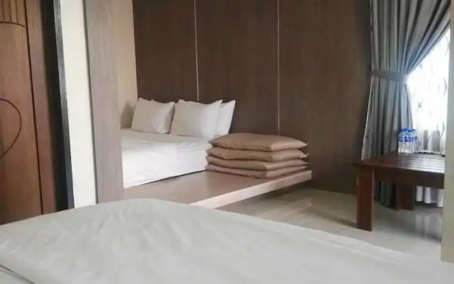 Kluang Container Hotel