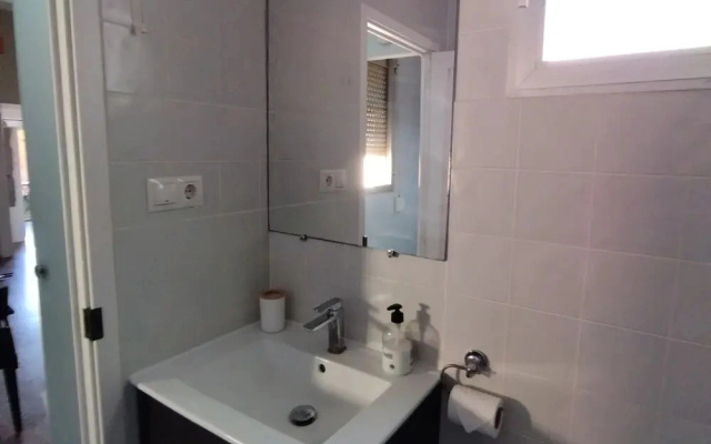 Luminous Flat in Great Location