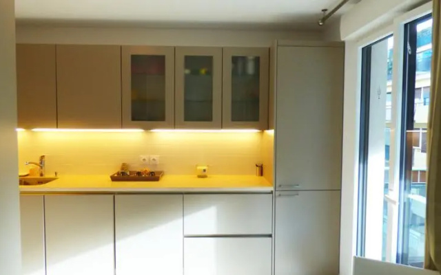 Proche Palais LC7