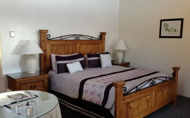 Fort Ross Lodge