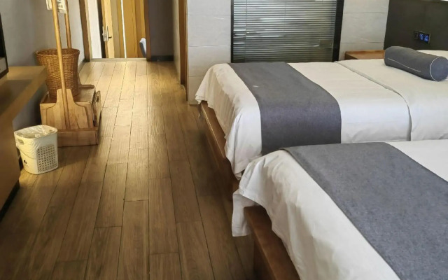 New Lotus Hotel