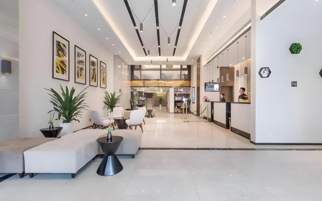 Home Inn Plus Guiyang High-speed Railway North Station Guanshanhu