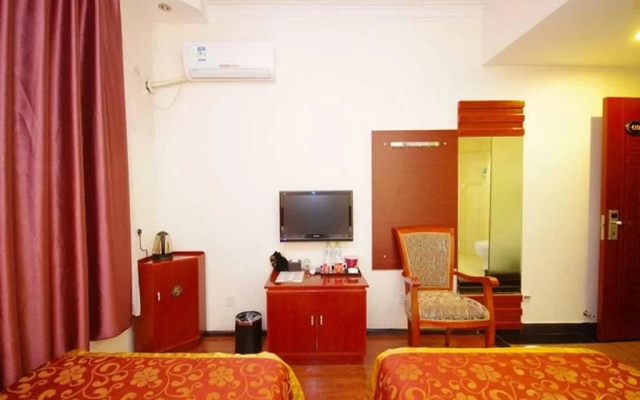 Long Teng Business Hotel