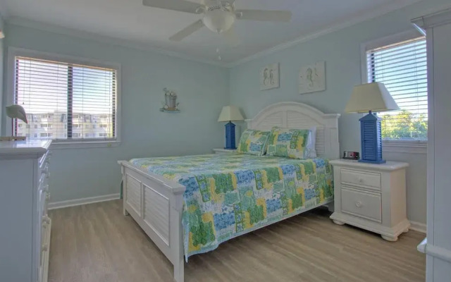 Southwinds J6 2 Bedroom Condo by RedAwning