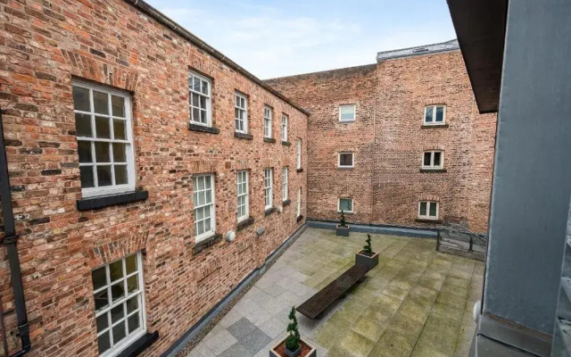 Host Stay Campbell Sq Roof Terrace Apt