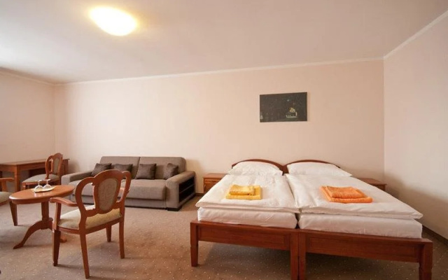 Hotel Lázeňský Vrch