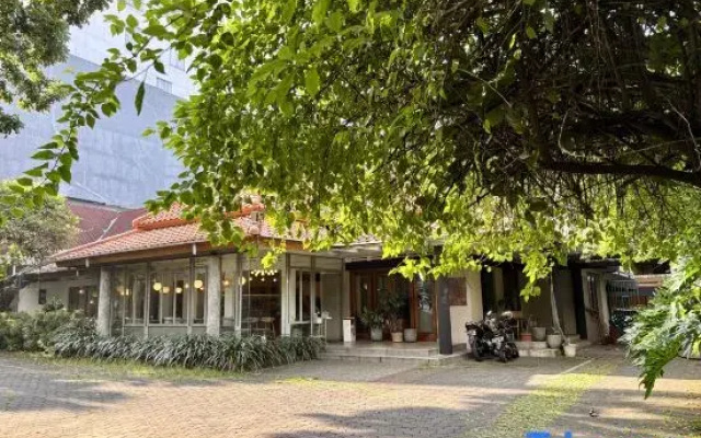 Kayuna Resort