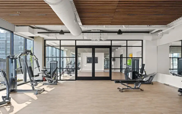 Hyatus Luxury Residences Everett