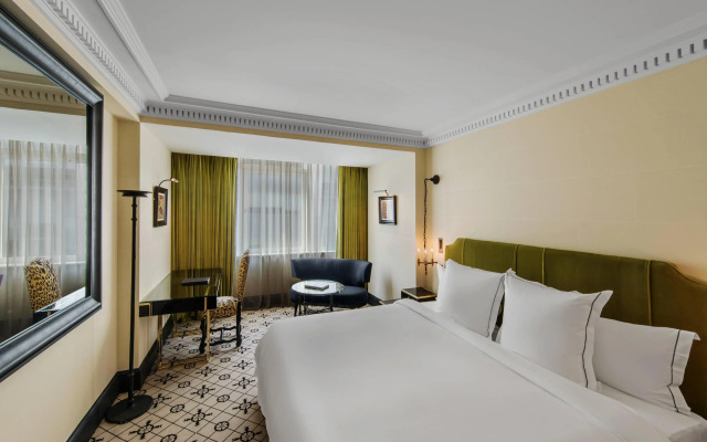 Hôtel de Berri Champs-Élysées, a Luxury Collection Hotel