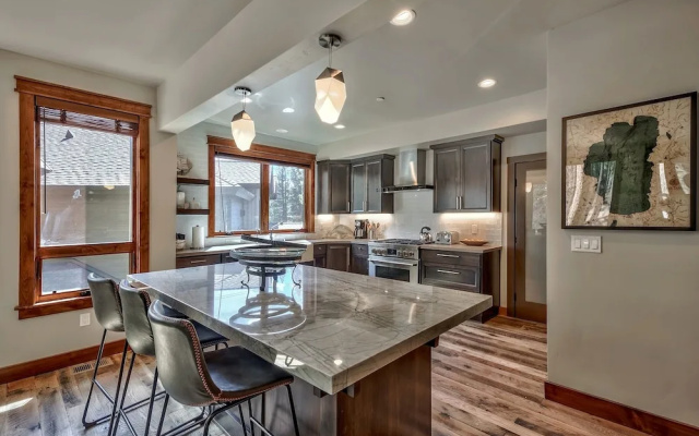 Gondola Vista 7 - 6 Br Townhouse